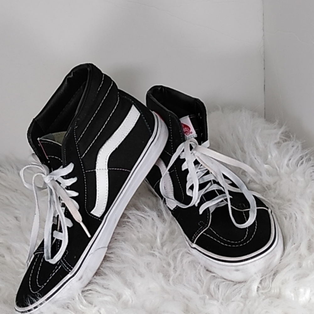 COPY - Vans "off the wall" black and white size: …